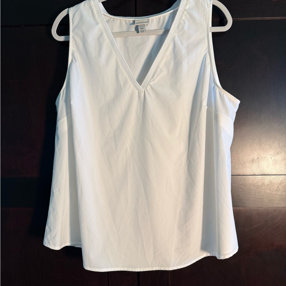 a new day White V-Neck Tank Top
